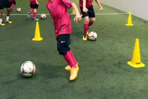 91-93674024_soccercenter002.jpg