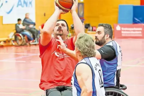 91-93703516.jpg