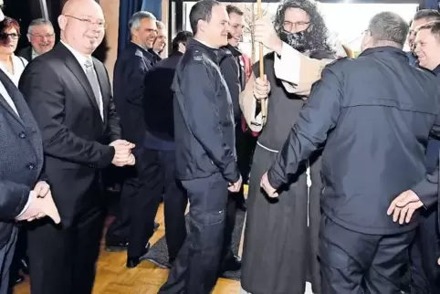 91-93736649.jpg