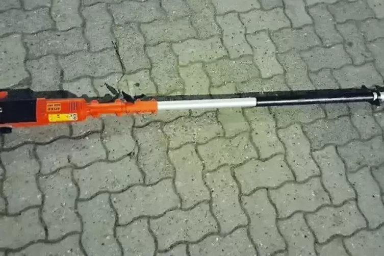 91-93945625.jpg