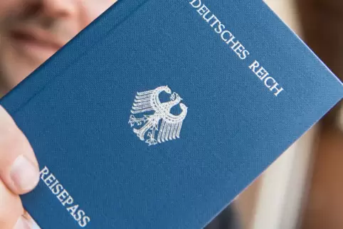 Reichsbuerger_Pass_DPA.jpg
