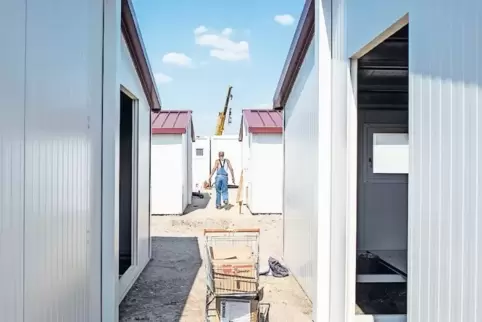 91-94093702.jpg