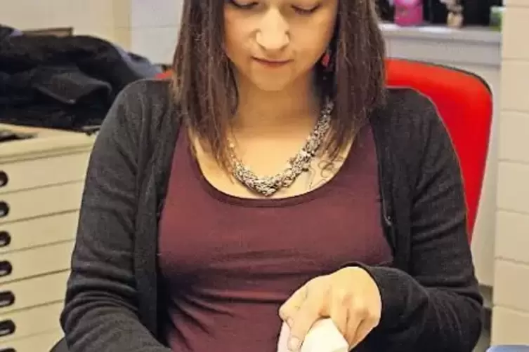 91-93656582.jpg