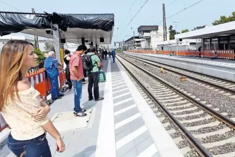91-94879196.jpg