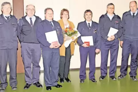 91-95696135.jpg