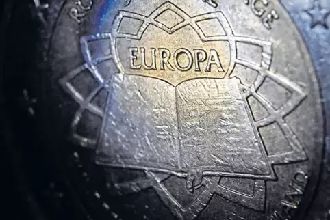 91-95962660.jpg