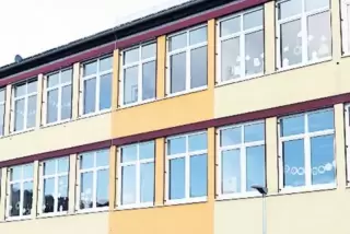 91-96451429.jpg
