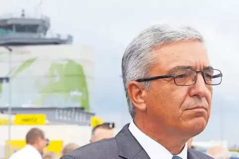 91-96982360.jpg