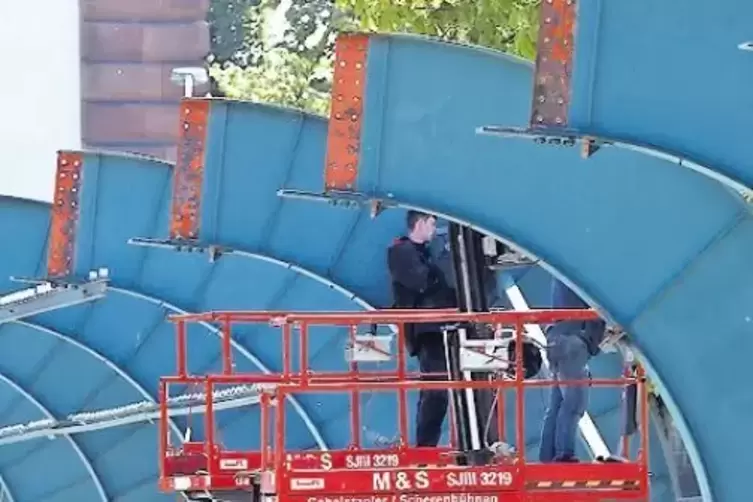 91-97045834.jpg