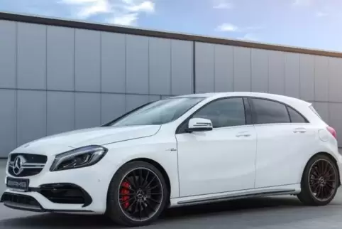 91-97187519_mercedes.jpg