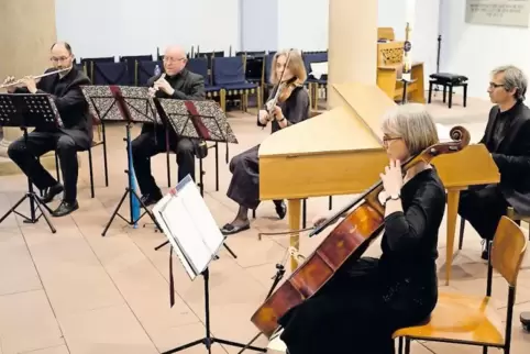 Perfektes Zusammenspiel in der Kuseler Stadtkirche (von links): Christoph Schnur (Querflöte), Hanno Schütz (Oboe), Dorothee Hess