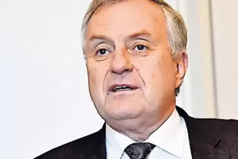 Ist seit 2004 Vorsitzender des Bezirkstags der Pfalz: Theo Wieder.