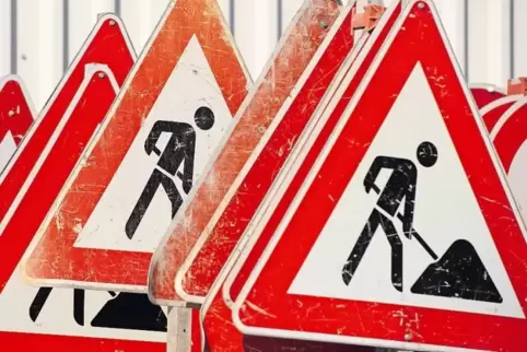 Wegen Kanalsanierungsarbeiten sind einige Grünstadter Straßen bald nicht befahrbar.