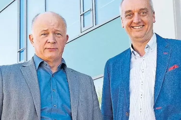 Karl-Herbert Schäfer (links) und Albert Meij teilen sich die Stelle als Vizepräsident der Kaiserslauterer Hochschule.