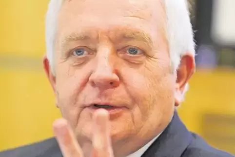Zählte die Fehler auf: Rechnungshof-Chef Klaus Behnke war in allen drei Ausschusssitzungen gefragt.