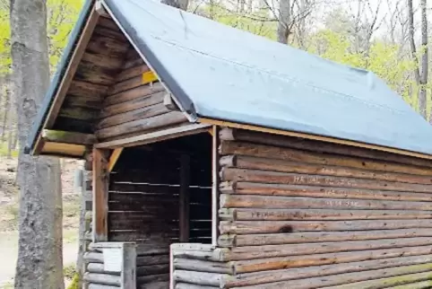 Wieder wetterfest: Schutzhütte Am Weißen Stich.