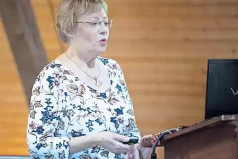 Juliane Diller führte in die fremde und faszinierende Welt ihres Urwald-Refugiums in Peru ein.