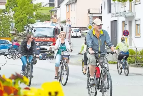 Am Sonntag gehören die Straßen im Sickinger Land, wie hier beim Radelspaß 2015 in Queidersbach, wieder den Radfahrern.