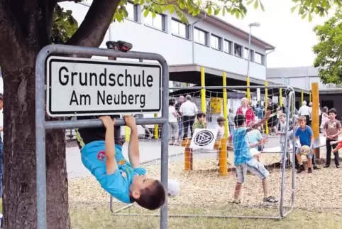 Die Sicherheitsvorkehrungen in der Grundschule sollen auf den neuesten Stand gebracht werden.