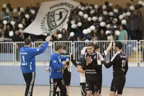 Kann auf seine Fans zählen: Der TuS wird in Dansenberg gefeiert. Foto: VIEW