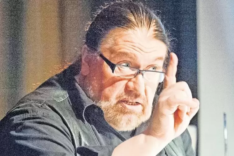 Warnt vorm wandernden W&auml;hler: Ober-Untier Wolfgang Marschall.