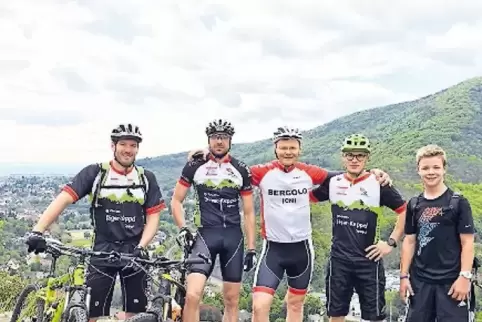 Die Pfälzerländler bei einer kurzen Pause.