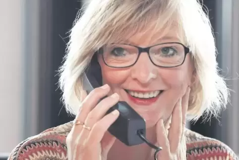 Als Bürgermeisterin der Verbandsgemeinde Herxheim muss Hedi Braun viel kommunizieren – auch übers Telefon. Bis zu ihrem Amtsantr
