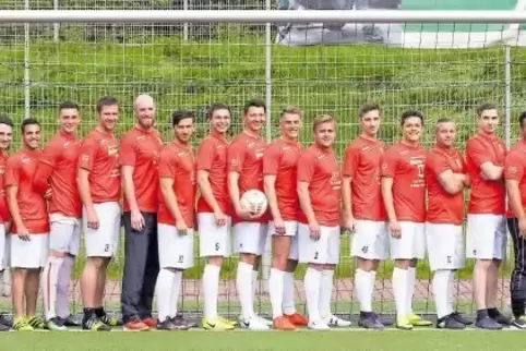 Die Meister-Mannschaft des TuS Landstuhl (von links): Roland Wagner, Patrick Jung, Andreas Brunck, Tobias Schuler, Romario Monte