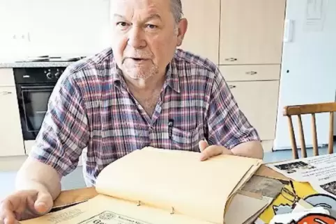 Die Urkunden von damals gibt’s noch, zeigt Hans Müller.