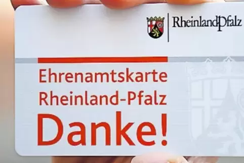 Für engagierte Bürger als Dank: die Ehrenamtskarte.