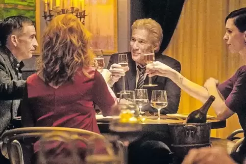 Werden sie gemeinsam ein grausiges Verbrechen vertuschen? Szene aus „The Dinner“ mit (von links) Steve Coogan, Laura Linney, Ric