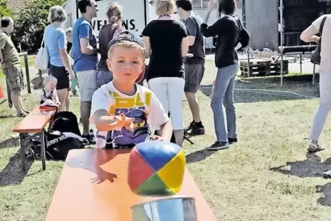 Wieder mit Familienfest am Sonntag: die Kerwe in Großniedesheim.