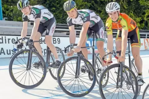 Alleine und gemeinsam stark: Sascha Deringer, Elias Edbauer und Timo Bichler (von links).
