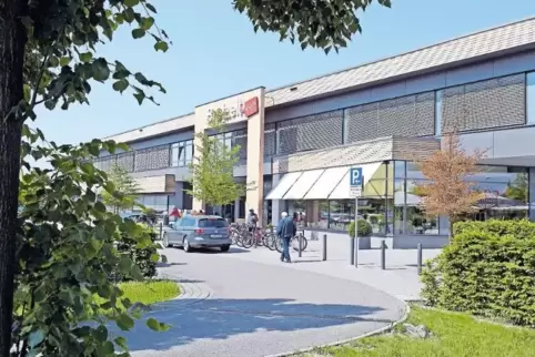 Wird um einige Meter aufgestockt: Der Hauptsitz der Bäcker Görtz GmbH in Rheingönheim.
