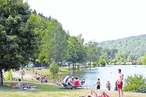 Für den Clausensee gibt es seit gestern eine Warnstufe.