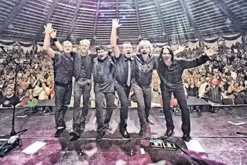 Die US-Rockband „The Hooters“ lassen im Pirmasenser Quasimodo die 80er Jahre aufleben.