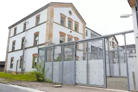 In der Forensik in Klingenmünster werden psychisch kranke Straftäter untergebracht. Nach dem Fall „Gustl Mollath“ ist es für Ger