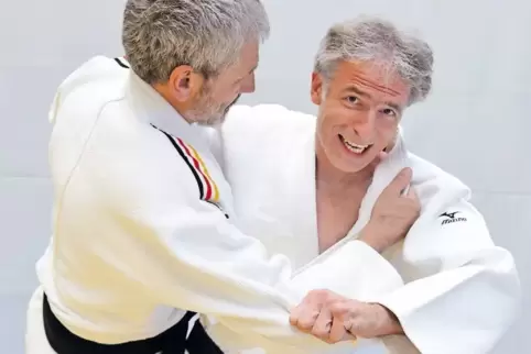 Daniel Koliander (rechts) im Clinch mit Jürgen Albert.