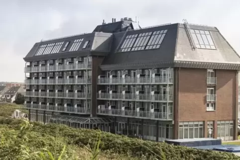 Um das Jahr 1900 wurde das Haus Westerland auf Sylt gebaut. Die BASF unterhielt es zunächst als Kurheim für ihre Mitarbeiter, se