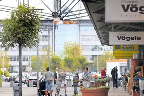 Der Konflikt um das Einzelhandelskonzept der Verbandsgemeinde Offenbach entzündet sich vor allem am Bornheimer Einkaufszentrum.