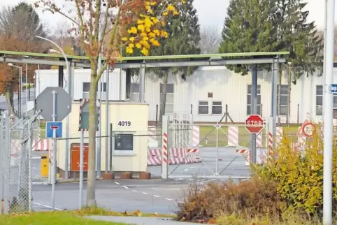 Der Umzug der medizinischen Nachschubeinheit von der Husterhöhe nach Kaiserslautern ist vorerst um 30 bis 60 Tage aufgeschoben.