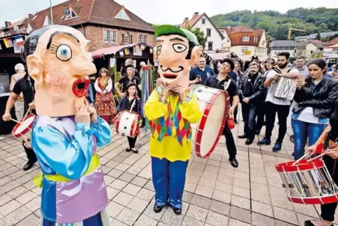 Sorgt in Landstuhl für den richtigen Rhythmus: die Schlagzeuggruppe „PAM“ aus Pont-à-Mousson.
