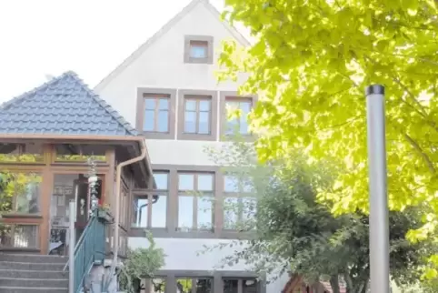 55.000 Euro stehen im Haushalt zur Sanierung des Gemeindehauses in der Hauptstraße 34 bereit. In ihm befindet sich der gemeindli