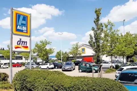 Der Aldi in Herxheim hat derzeit eine Fläche von 992 Quadratmetern. Der Neubau wird 1200 Quadratmeter groß sein.