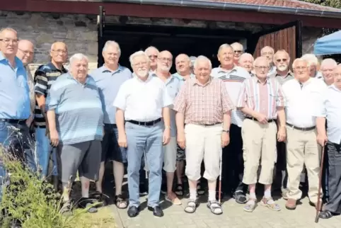 Sie alle sind seit 40 Jahren Mitglieder des Natur- und Vogelschutzvereins Bockenheim-Kindenheim und wurden dafür am Sonntag geeh