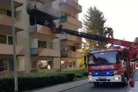 Bei dem Feuer in Winnweiler am Samstag vor einer Woche war die Wohnung des Mannes im zweiten Stock komplett ausgebrannt.  Foto: 