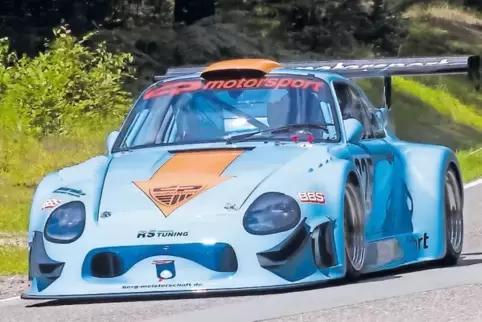 Der Österreicher Herbert Stolz gewann in seinem Porsche 935 DP II die Klasse der Sportwagen mit mehr als 3000 Kubikzentimeter Hu