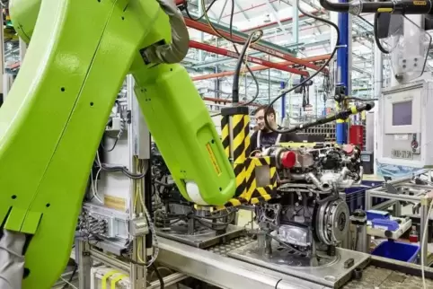 Der Opel-Motorenbau in Kaiserslautern bleibt ein wichtiges Standbein. Der Großteil der Arbeit gilt aber der Teile- und Komponent