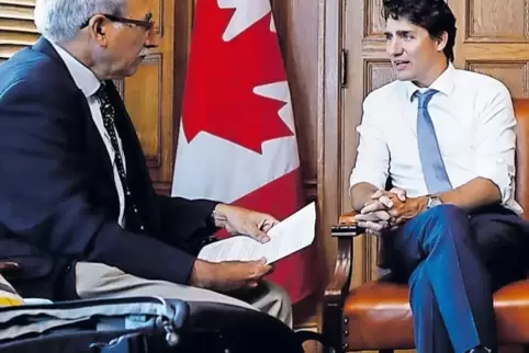 Sieht die USA in einer Phase der Wendung nach innen: Justin Trudeau (rechts) im Gespräch mit RHEINPFALZ-Korrespondent Gerd Braun
