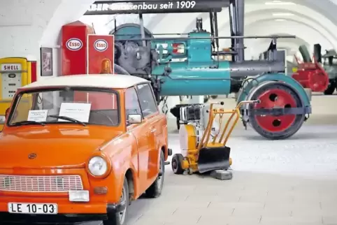 Vom Trabbi bis zur Straßenbaumaschine gibt es im Museum viel Spannendes zu entdecken.
